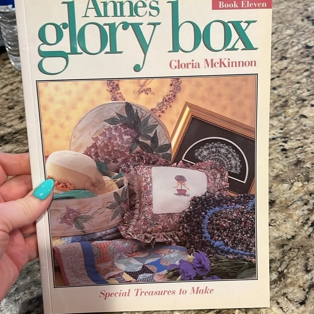 5 Issues of “Anne’s Glory Box” Australian Craft Needlework Vol 6,7,8.10.11 1996